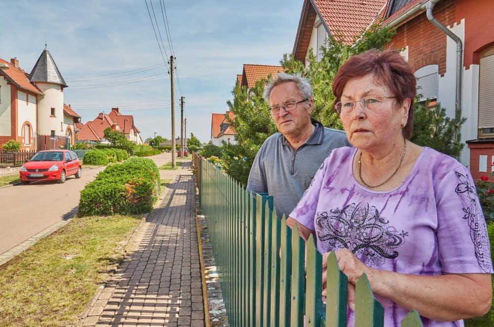 In Sorge: Hans-Jörg Schwärzel und seine Frau Christine hoffen, dass die Ursache für die Erschütterungen schnell gefunden wird.