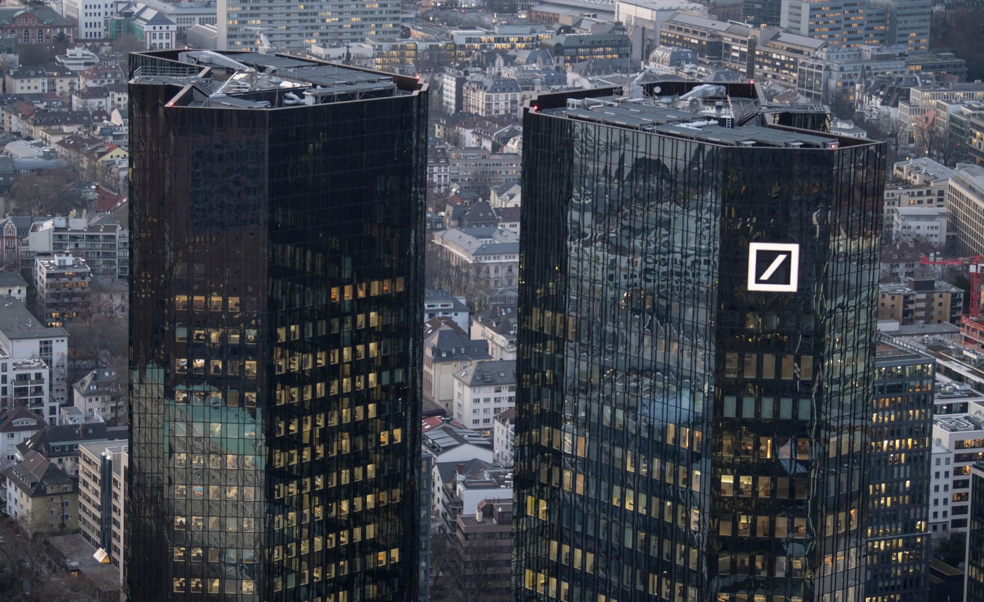 Der Doppelturm der Deutschen Bank in Frankfurt am Main.