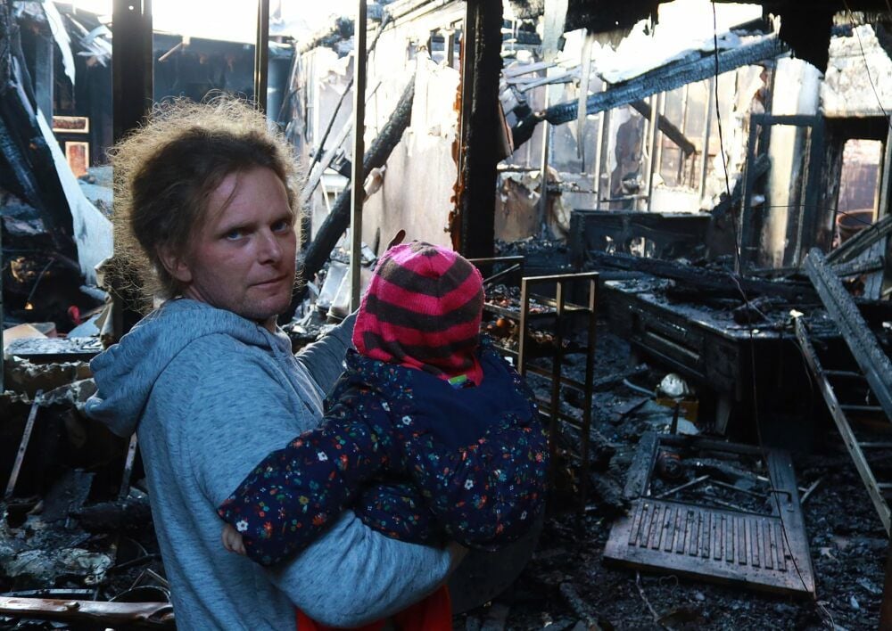 „Hühnermanhattan“-Gründer Gabriel Machemer, selbst Vater, hat beim verheerenden Brand zwei Kinder aus dem Feuer gerettet.