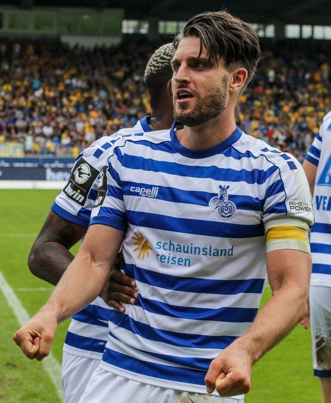 Moritz Stoppelkamp ist nicht nur Kapitän, sondern auch Topscorer des MSV Duisburg.