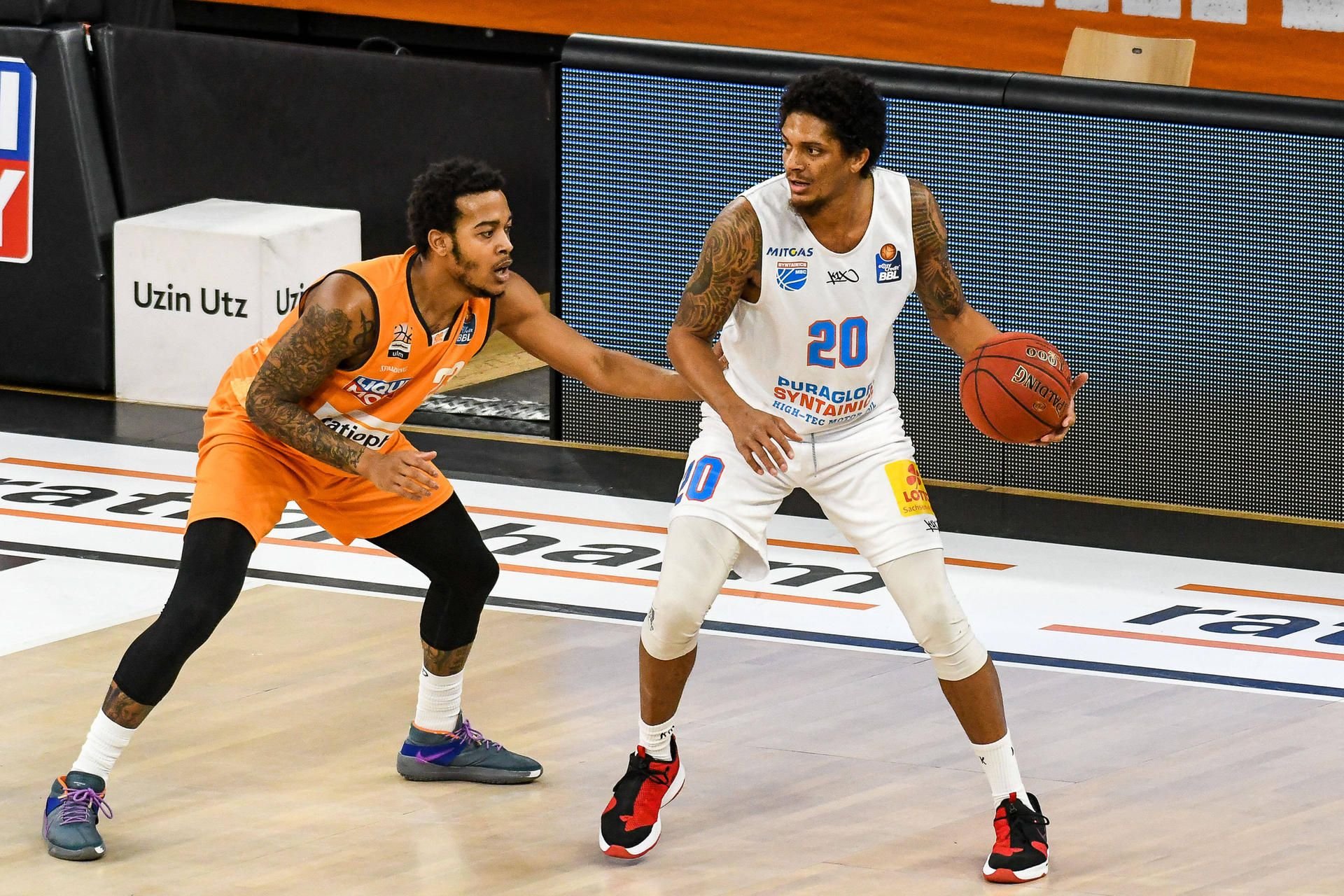Zugang Deron Washington (r.) deutete bei seinem Debüt für den MBC seine Klasse nur an.