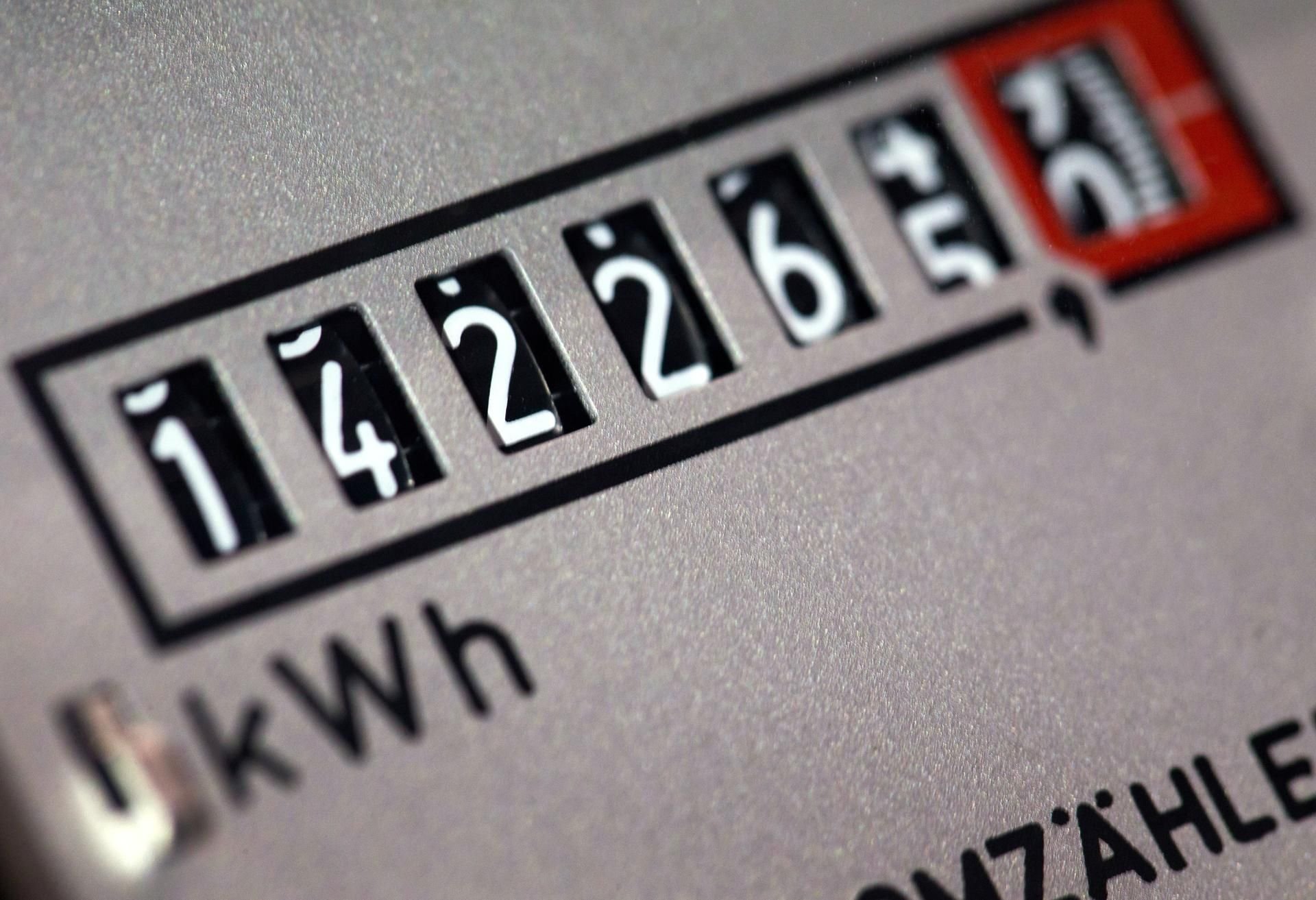 Den Strom- oder Gasanbieter zu wechseln, kann schnell mehrere Hundert Euro bringen.