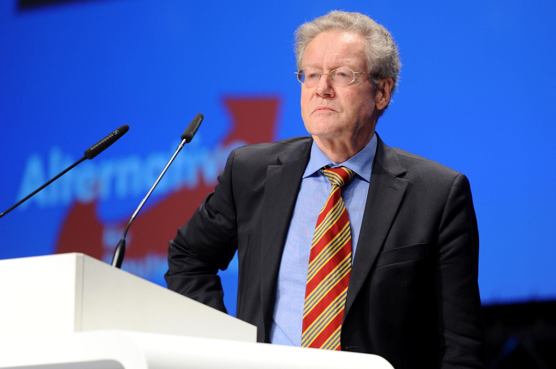 Konrad Adam bei einem AfD-Bundesparteitag 2015