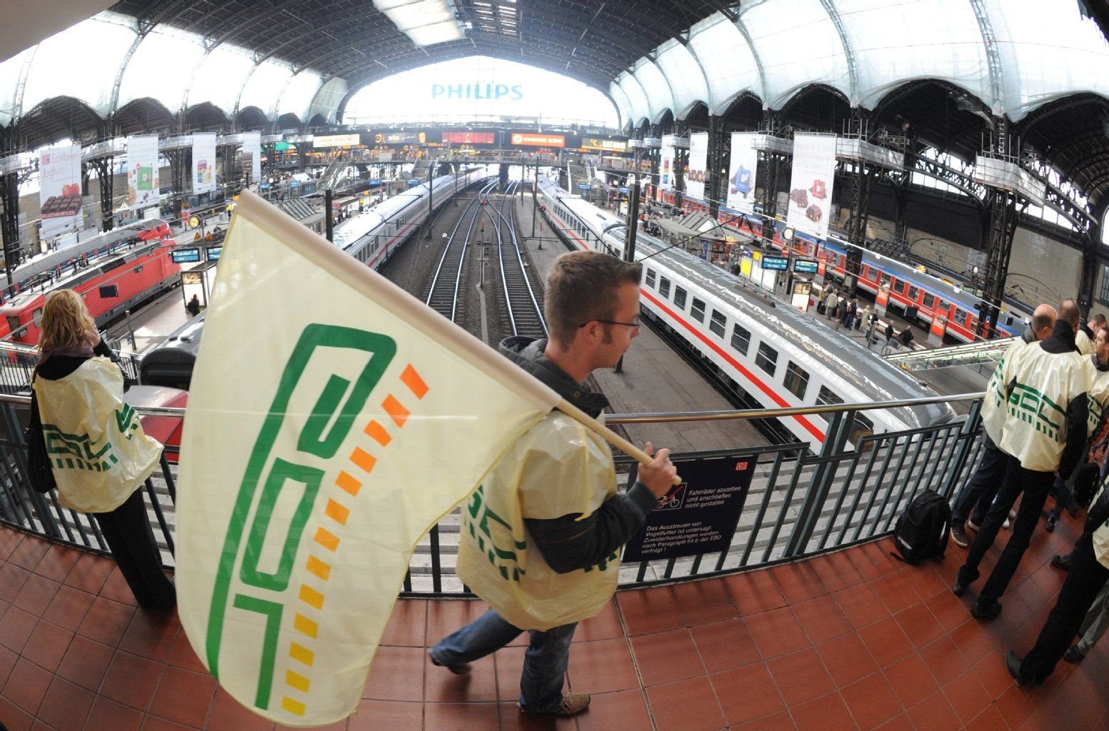 Der Streit zwischen der Lokführer-Gewerkschaft GDL und der Deutschen Bahn ist seit Monaten festgefahren.