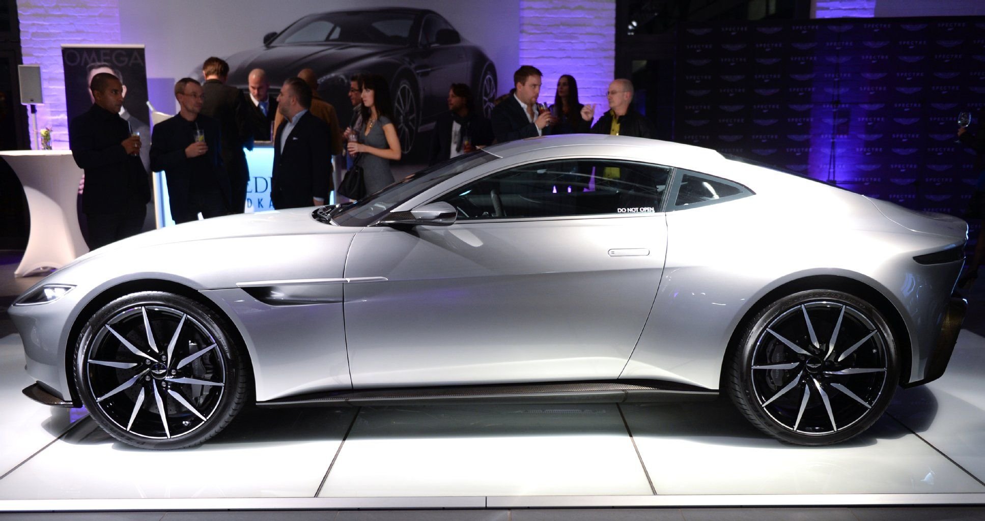 Der neue Dienstwagen von 007: Der Aston Martin DB9 GT Bond Edition