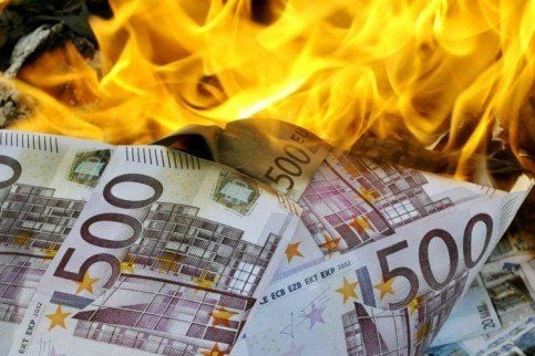 Um der Geldentwertung vorzubeugen, haben Sparer verschiedene Möglichkeiten. Festgeld, Wohneigentum, Fondssparpläne oder eine Privatrente stehen zur Auswahl.