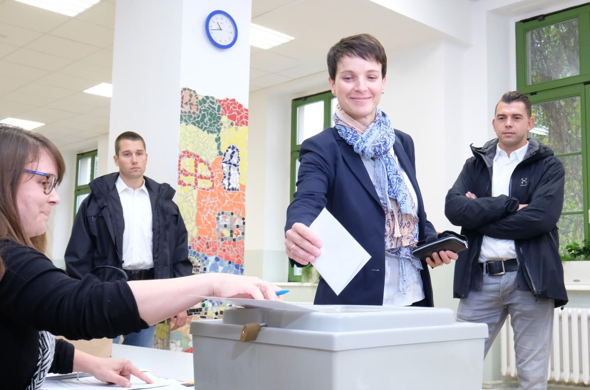 Frauke Petry bei der Stimmabgabe in Leipzig.