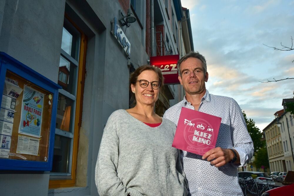 Almut Reichart und Sebastian Plickert wollen das Kiez-Kino schnell wiederbeleben.
