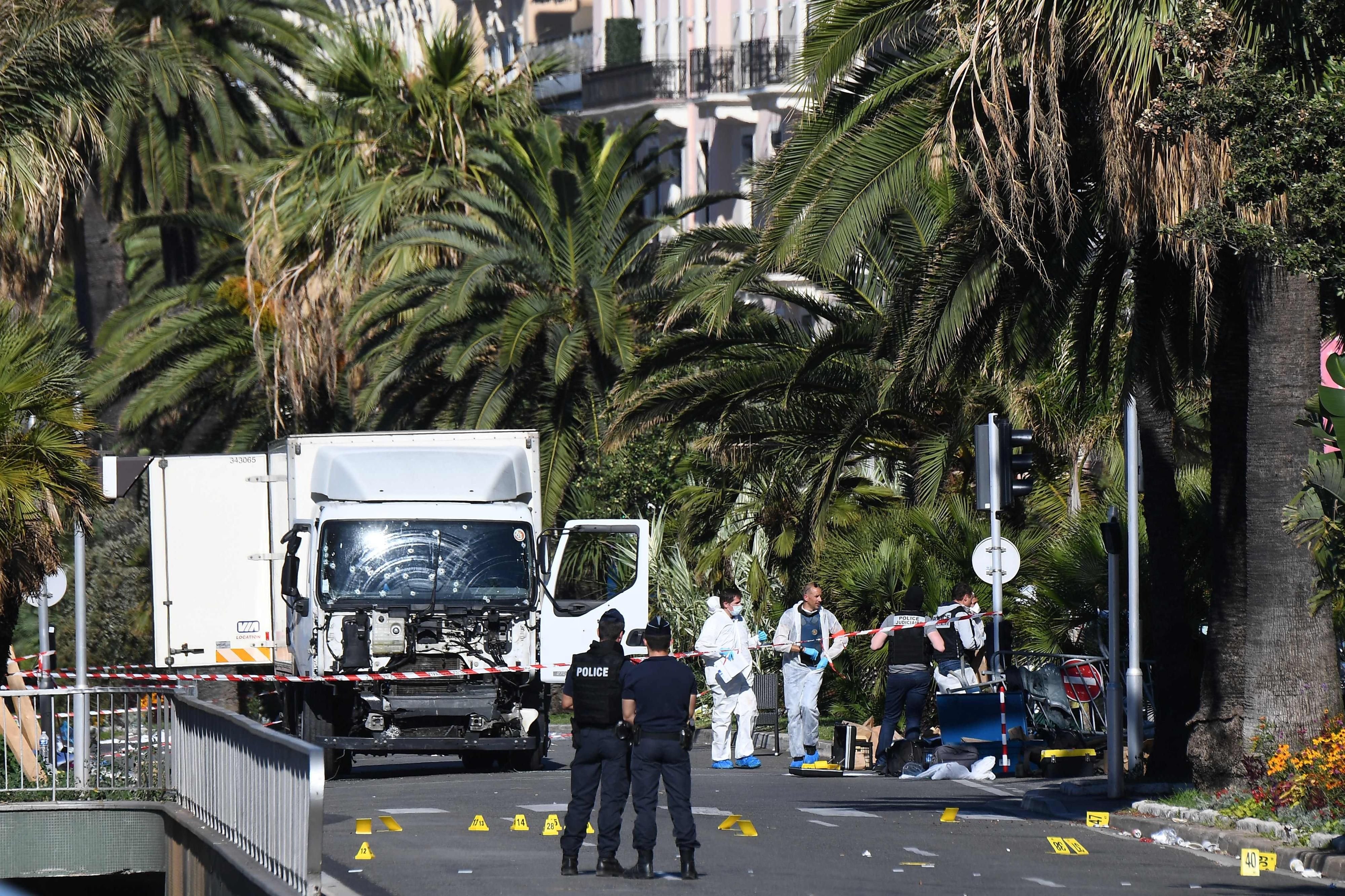 Bei einem Anschlag in Nizza sind mehr als 80 Menschen getötet worden.