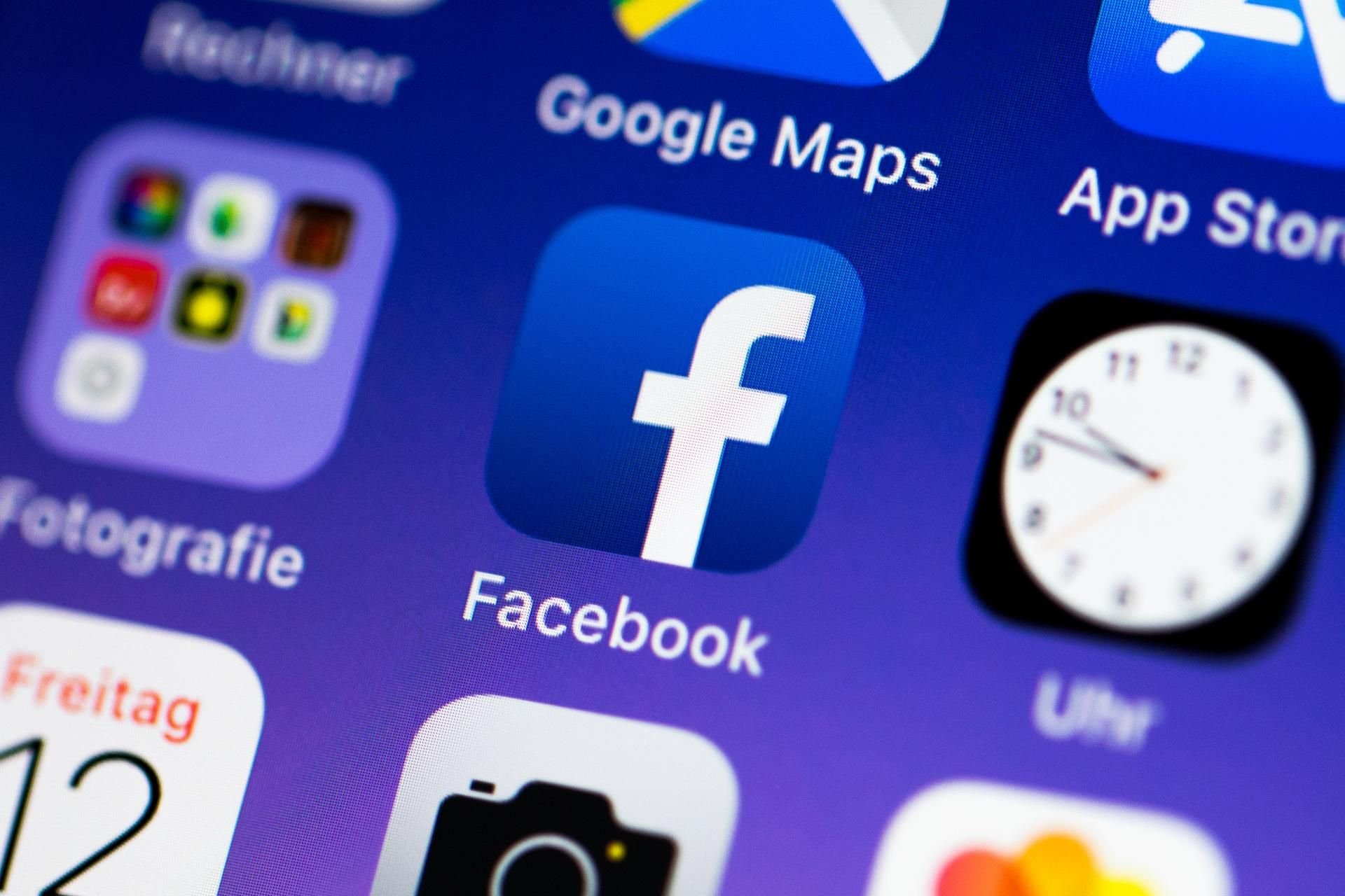 Bis jetzt konnten Facebook Nachrichten nur im eigenen Verlauf gelöscht werden.