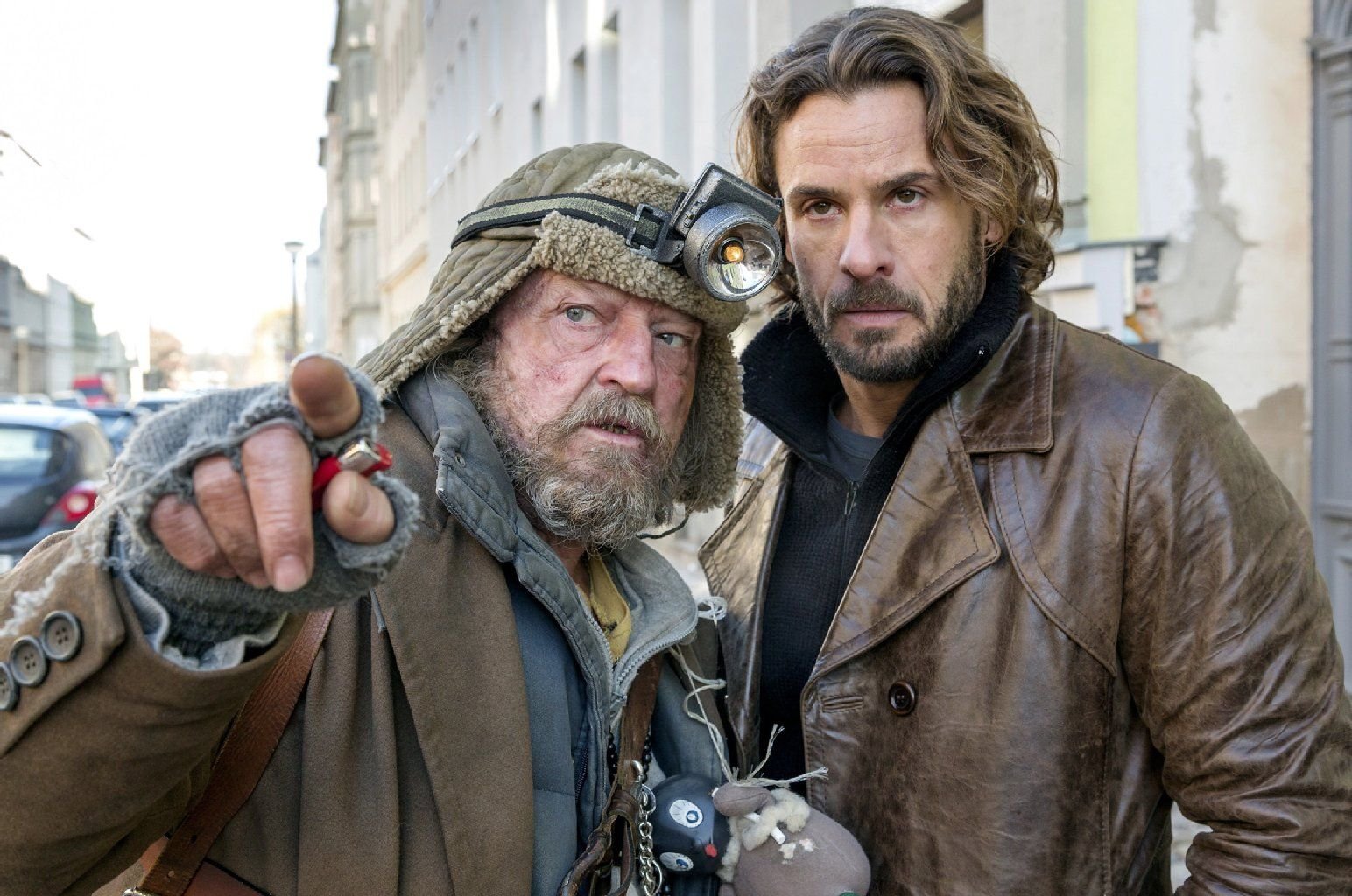 Lampenmann (l., Paul Fassnacht) und Kommissar Claudius Zorn (Stephan Luca) in "Zorn - Wo kein Licht"