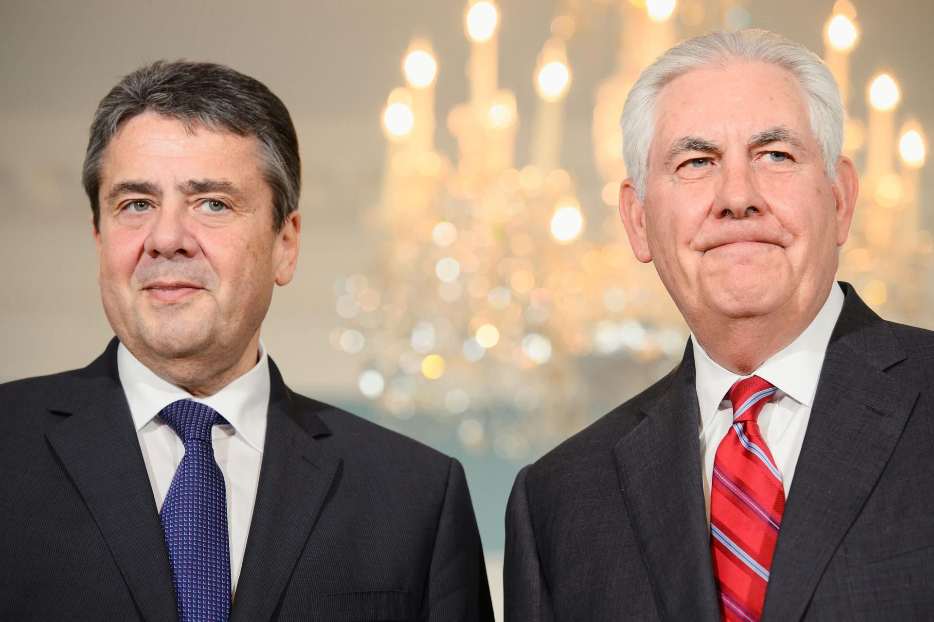 Der deutsche Außenminister Sigmar Gabriel und der amerikanische Außenminister Rex Tillerson.