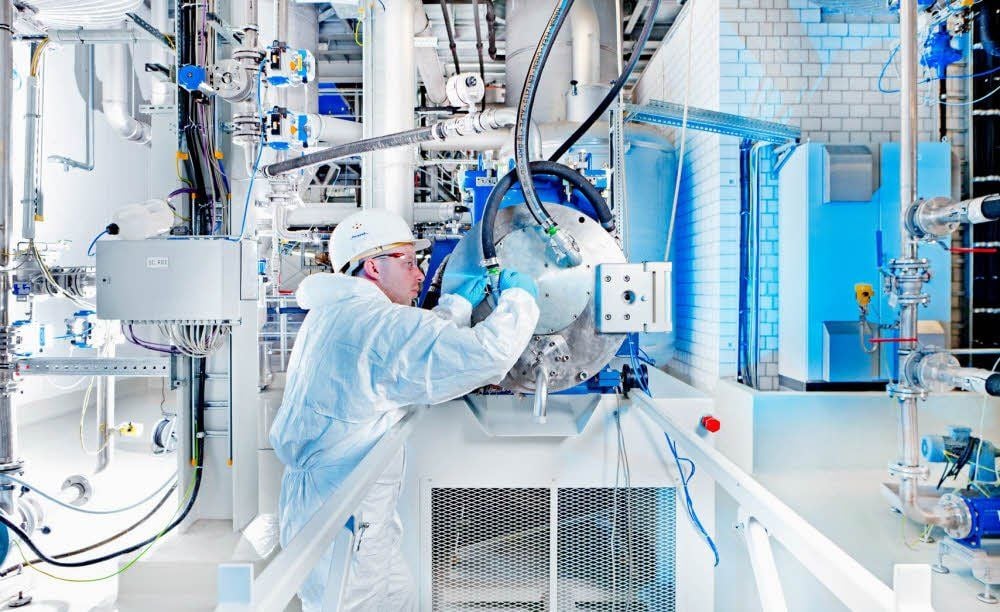 Die hochmodernen Anlagen am Standort Weißandt-Gölzau sind Marke Eigenbau.