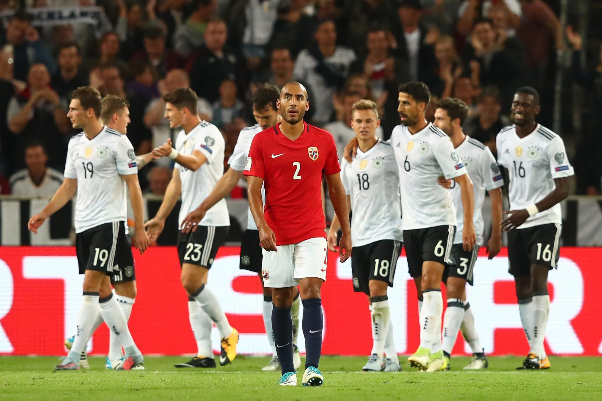 Die Nationalmannschaft zerlegte Norwegen beim 6:0-Sieg im WM-Qualifikationsspiel in Stuttgart.