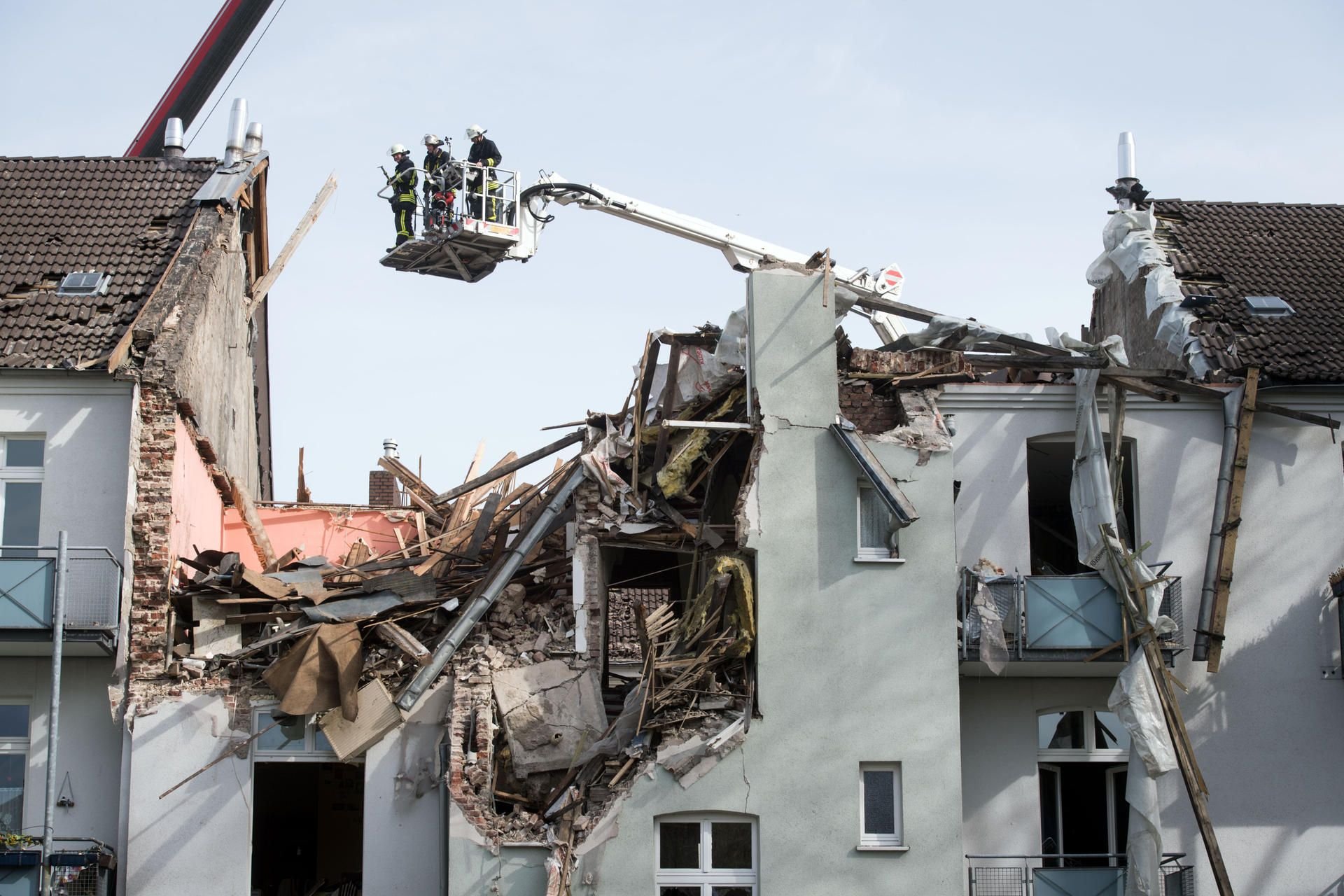 Das Mehrfamilienhaus wurde bei der Explosion zerstört.