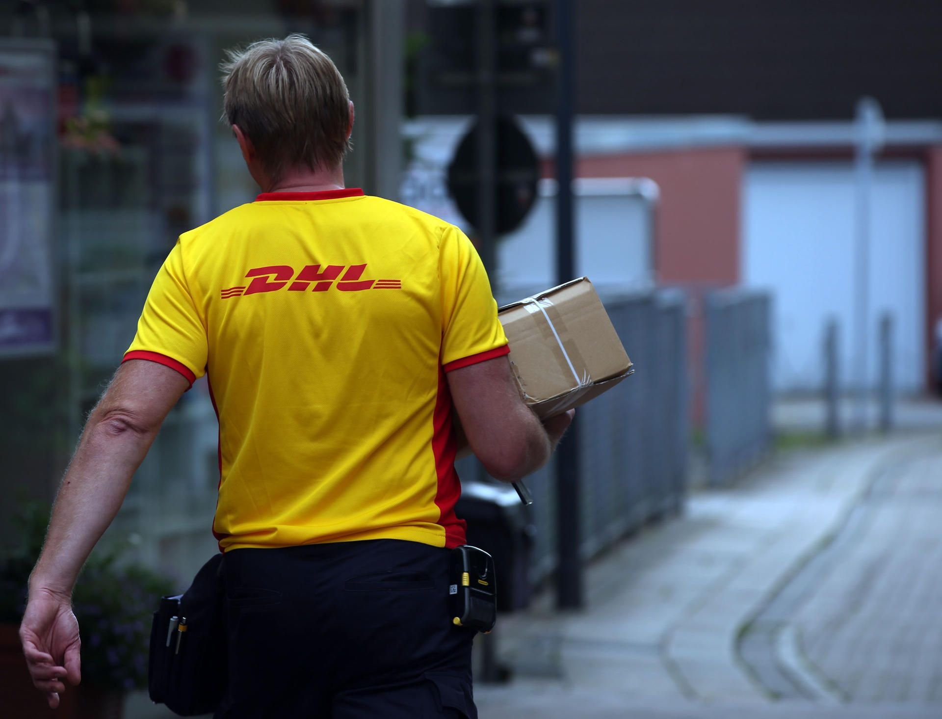 Was müssten Paketboten in Zeiten der Coronakrise beachten?