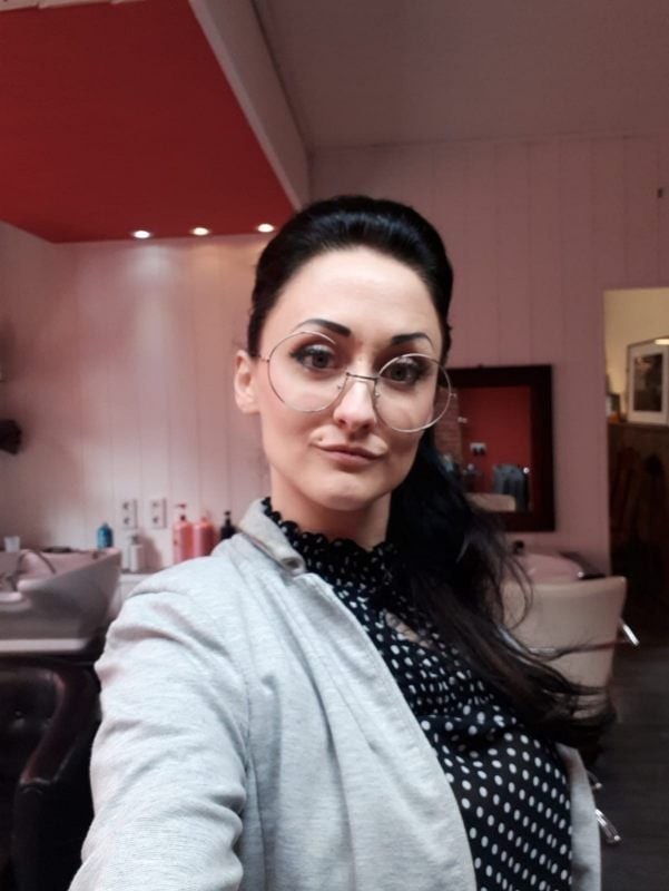 Frisörmeisterin Susanne Richter