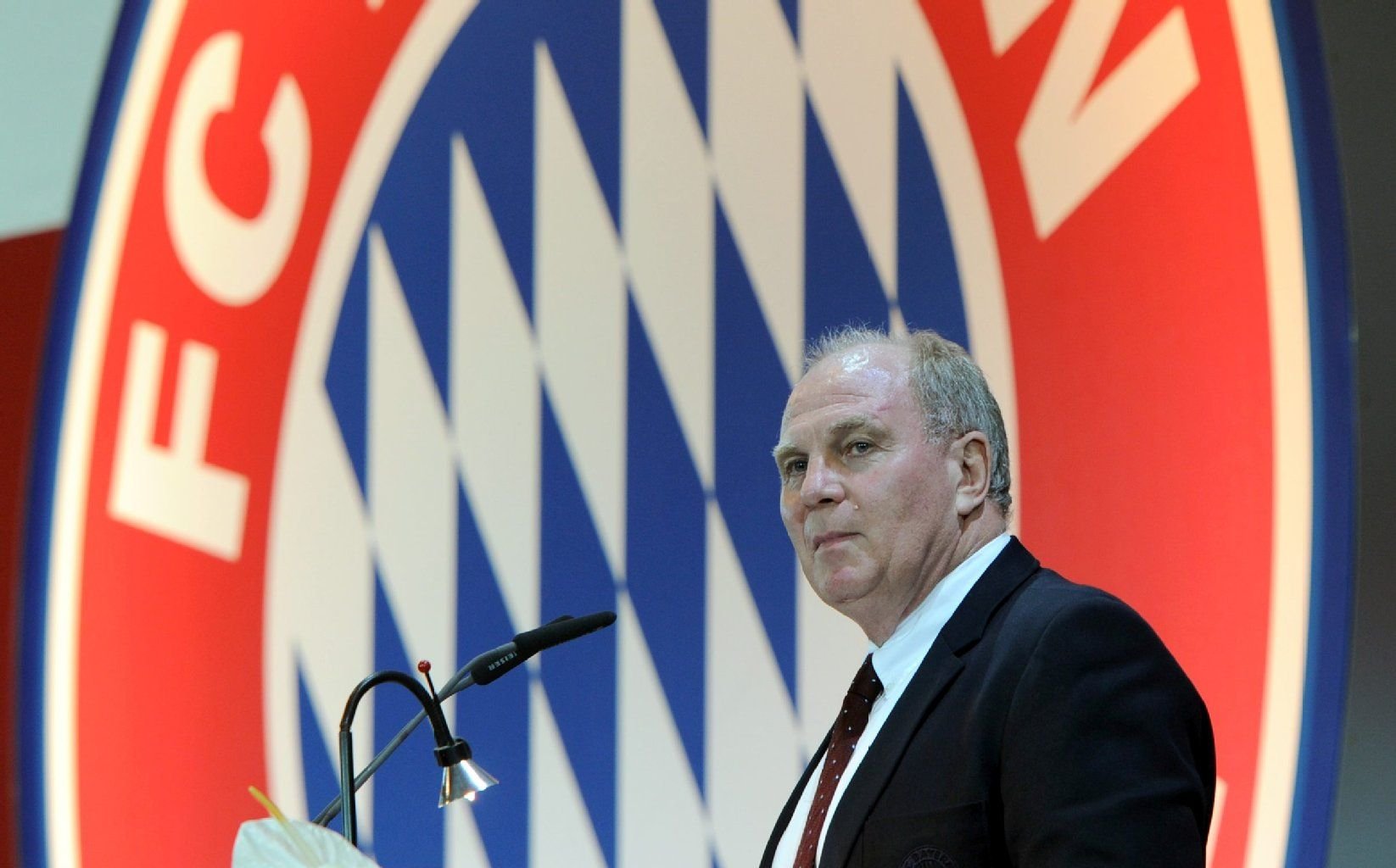 Uli Hoeneß ist nicht mehr länger Präsident des FC Bayern.