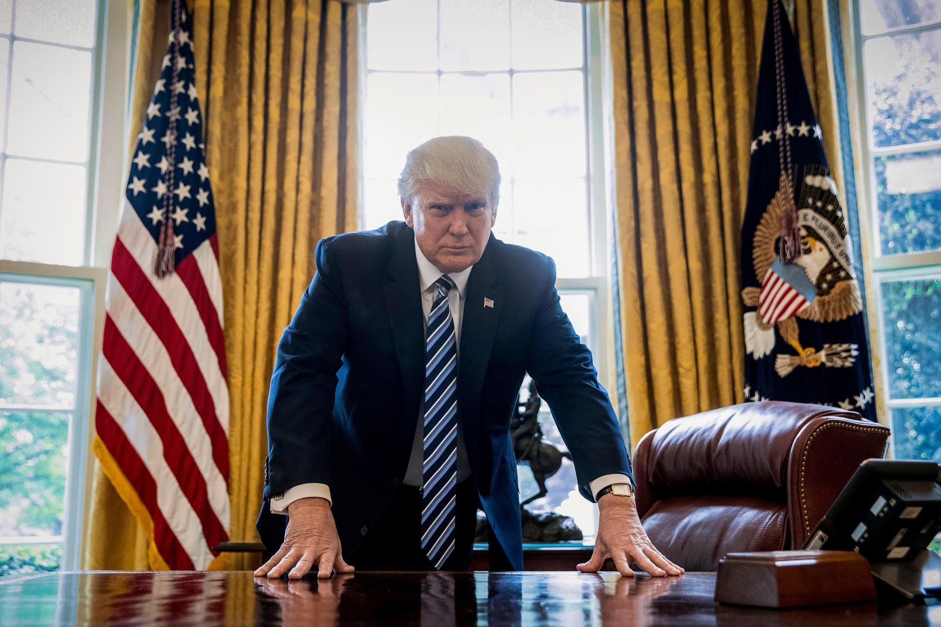 Mit der Entlassung von FBI-Direktor James Comey hat ein US-Präsident Donald Trump ein deutliches Zeichen an seine Kritiker gesendet.