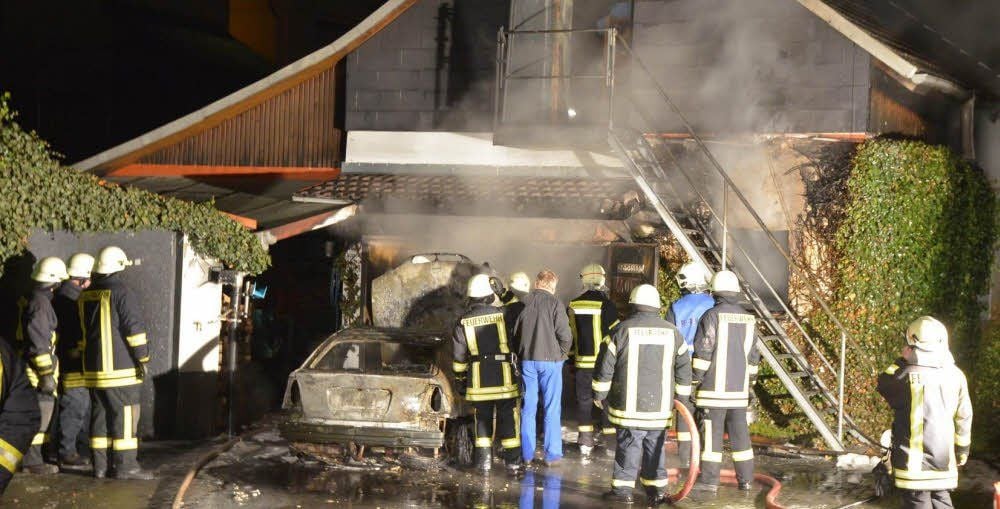 Die ausgebrannte Garage.