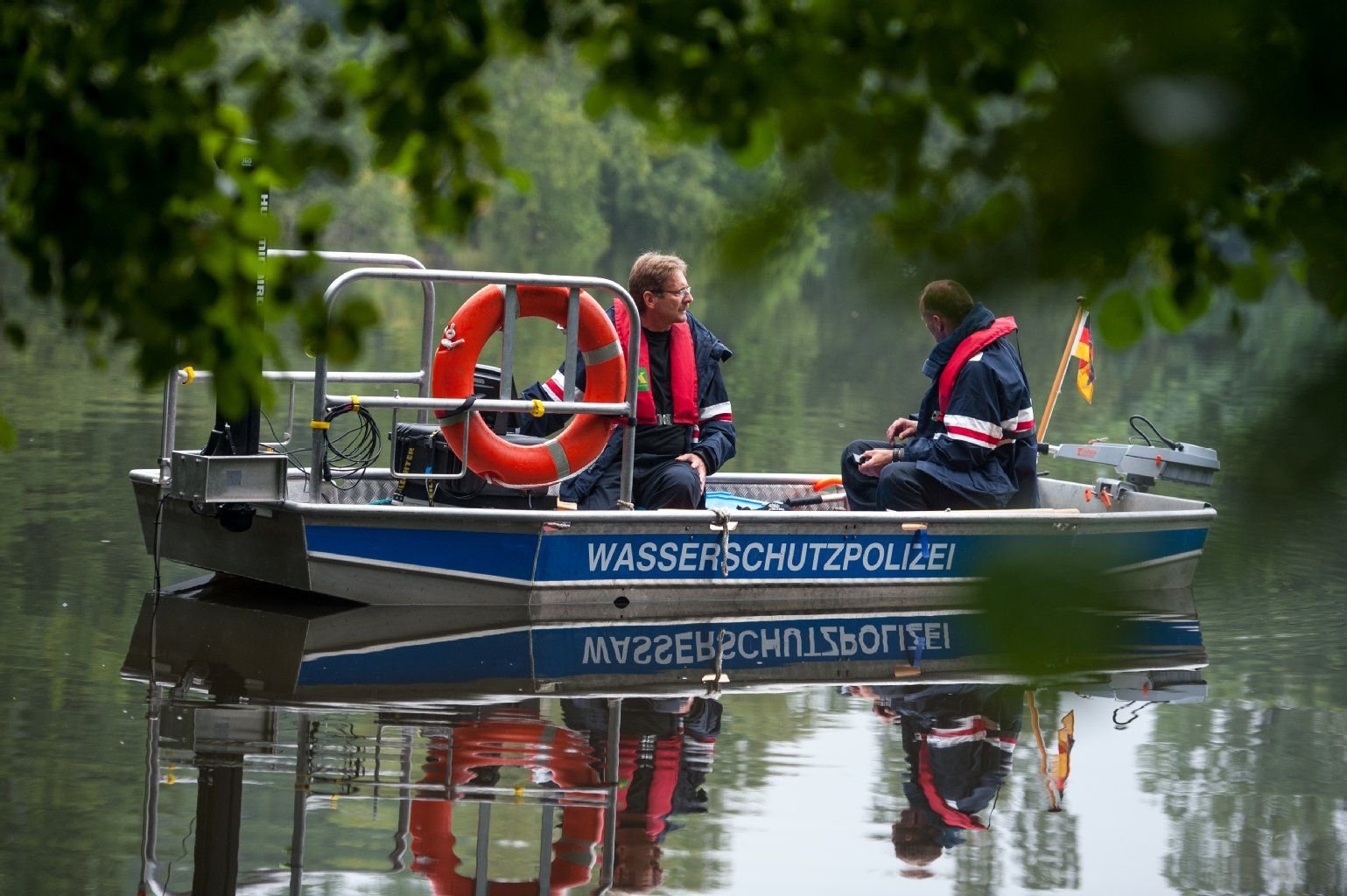 Bei Buchholz in der Nordheide wird nach der vermissten Familie aus Drage gesucht.