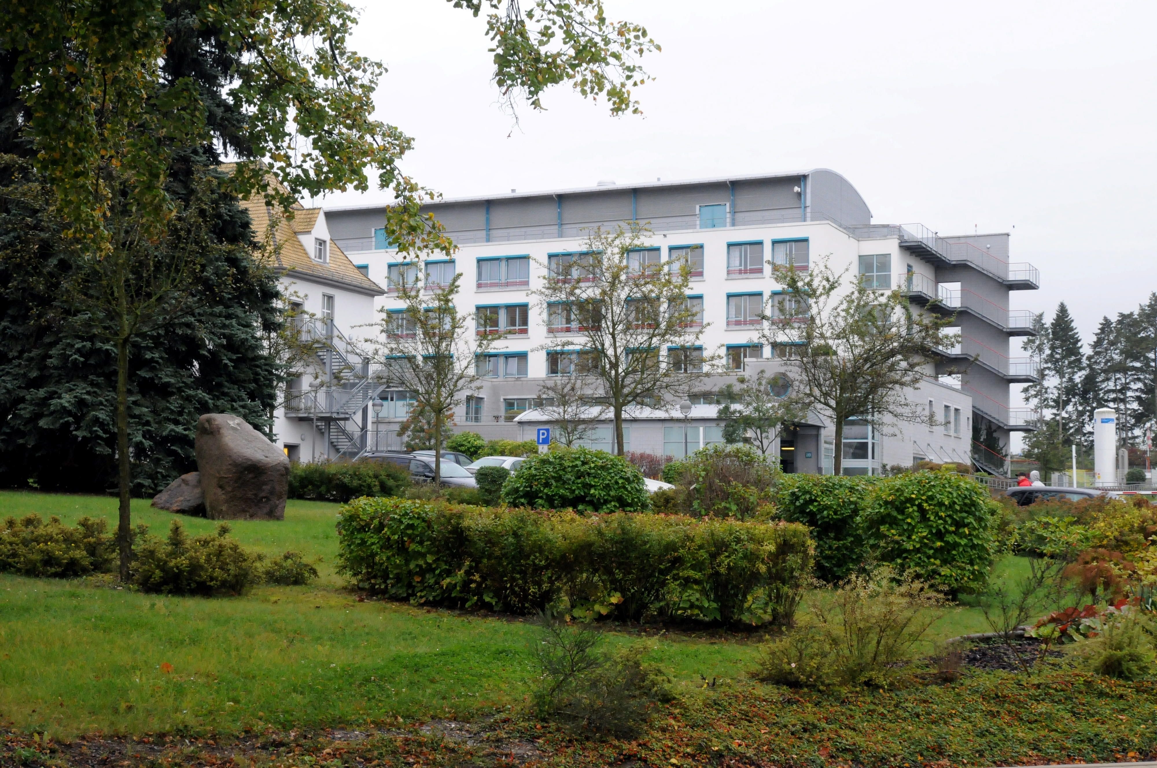 Das Aus der Frauenheilkunde am Zeitzer Krankenhaus könnte einen möglichen Zulauf von neuen Patientinnen für Weißenfels bedeuten.