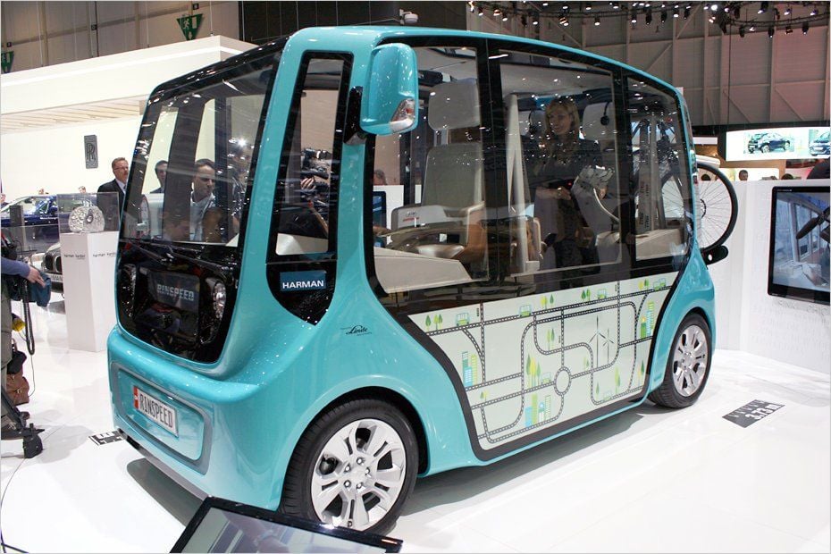 Der Rinspeed microMAX ist ein geräumiger Kleinbus auf der Grundfläche eines BMW Mini.