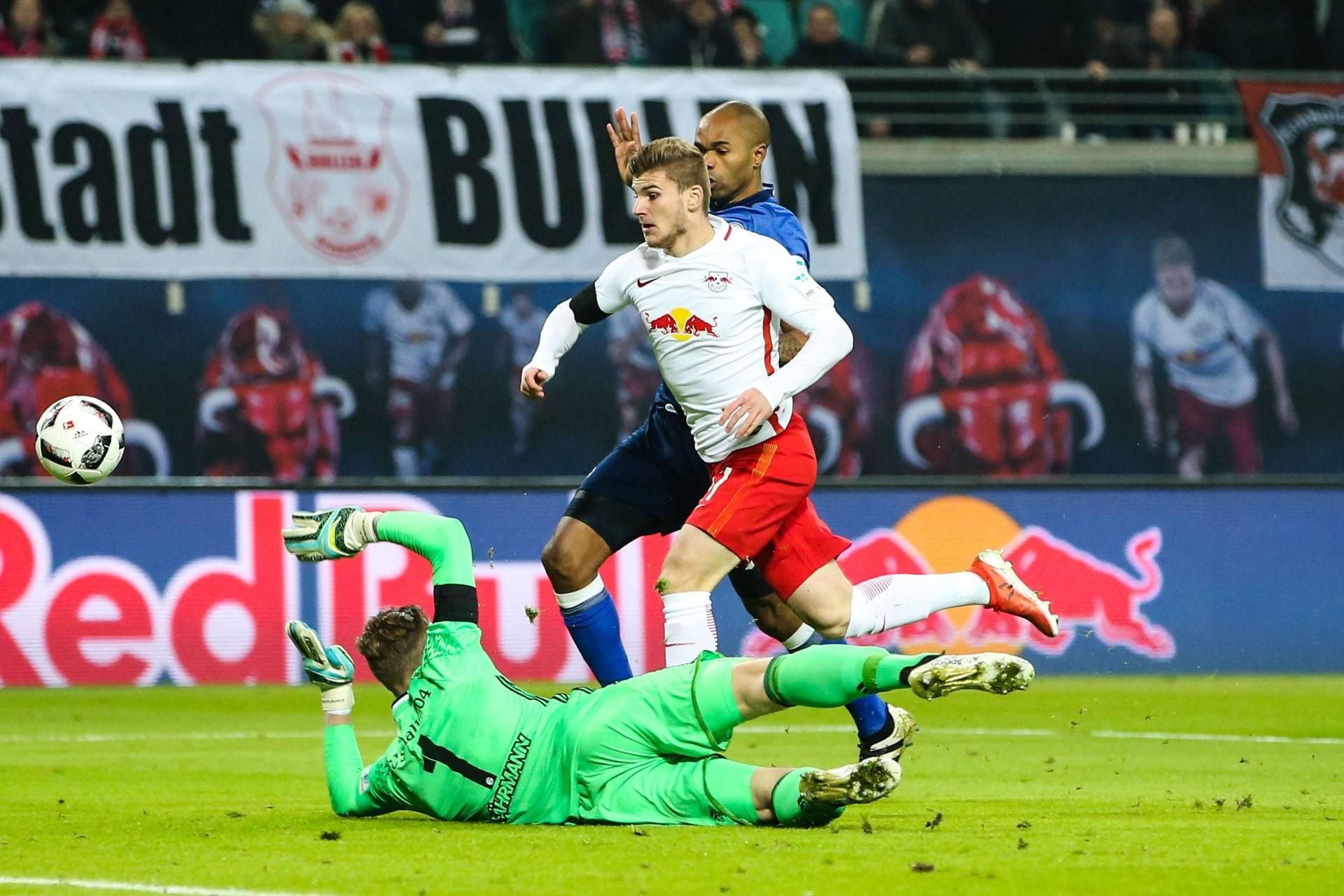Der "Fall Timo Werner": Nach dieser Schwalbe im Spiel gegen RB Leipzig hat der RB-Stürmer bei vielen Fußball-Fans einen schweren Stand.