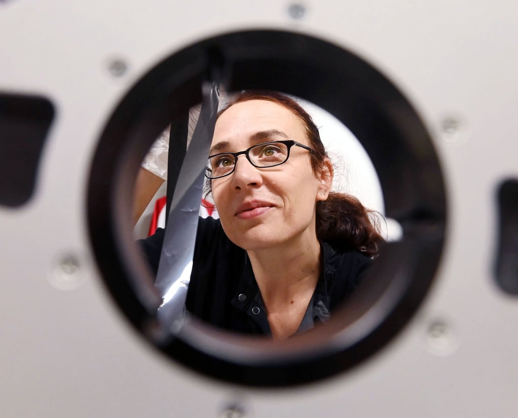 Dorcas Müller, Leiterin des Labors für antiquierte Videosysteme beim Zentrum für Kunst und Medien (ZKM).
