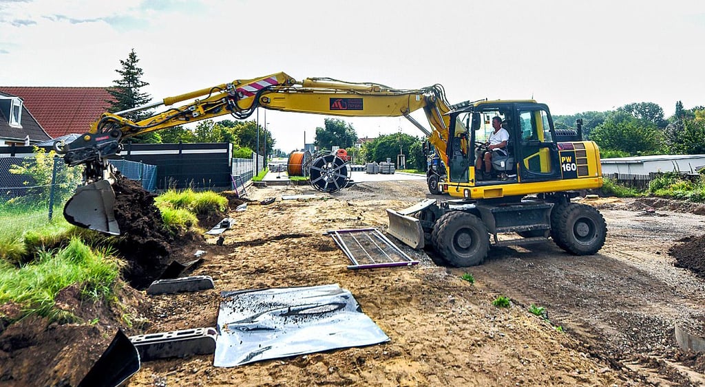 Bauarbeiten auf der Merseburger Landstraße in Bad Lauchstädt
