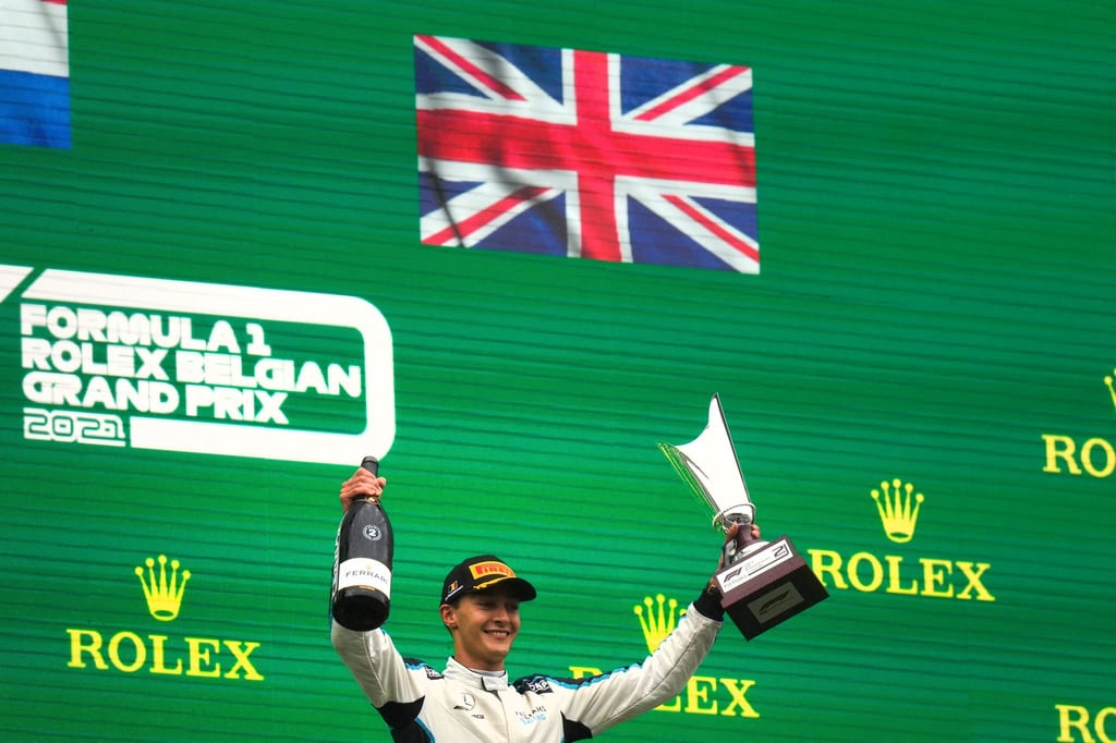Fährt diese Saison noch für Williams und ab 2022 für Mercedes: Der Brite George Russell.