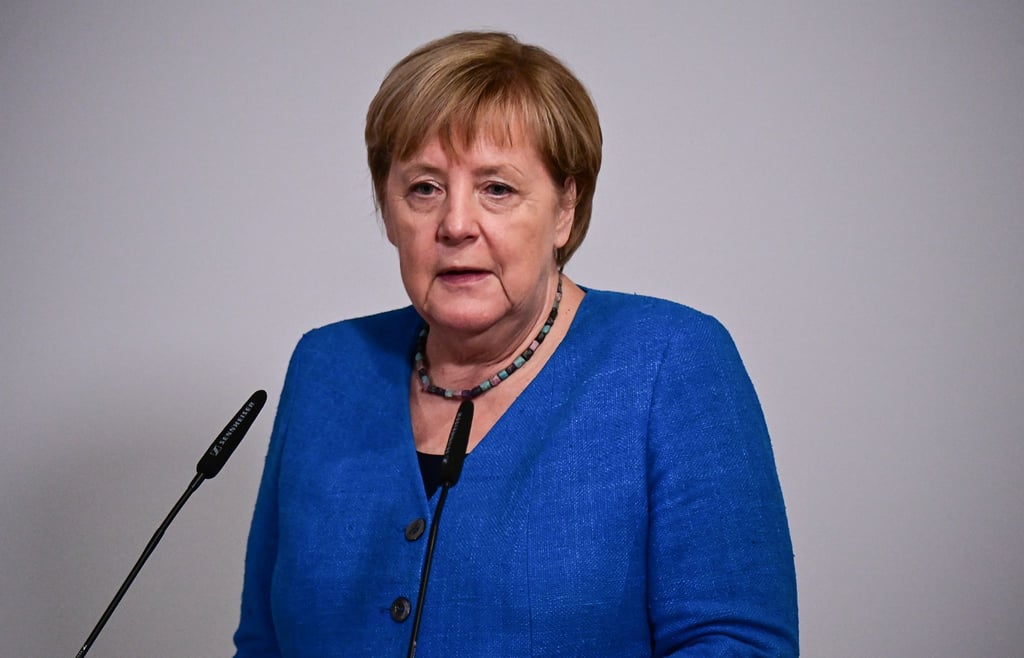 Bundeskanzlerin Angela Merkel (CDU) spricht.