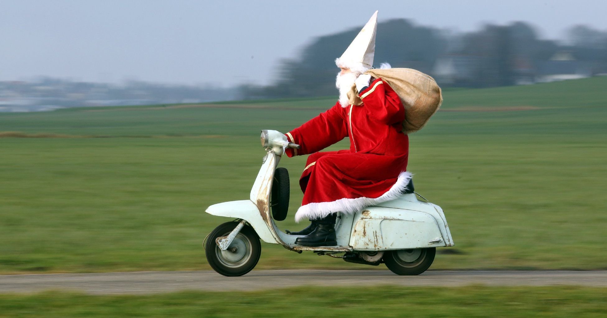 Der Nikolaus muss sich in diesem Jahr auf warme Temperaturen einstellen.