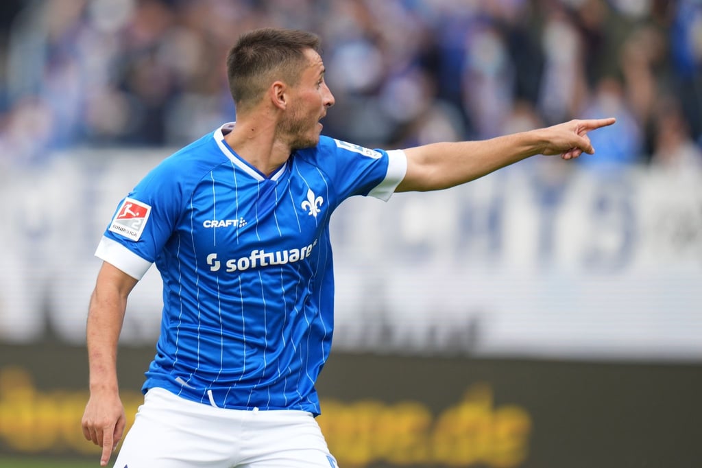Darmstadts Fabian Schnellhardt in Aktion.