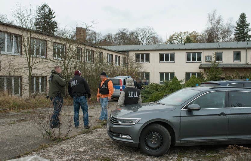 In diesen Gebäuden in Haferfeld wurden die Hanfpflanzen vermutlich angebaut.