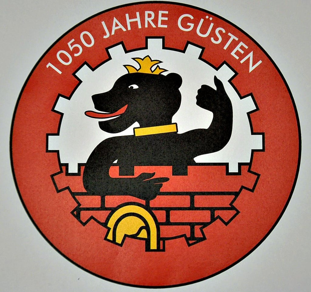 Für ihre 1050-Jahr-Feier ließ die Stadt Güsten extra dieses Logo von der Grafikerin Ute Schmidt aus Arnstadt erstellen. Ohne Jahreszahl. Mit Vorahnung, dass die Feierlichkeiten ein Jahr später und in kleinerem Rahmen stattfinden würden?