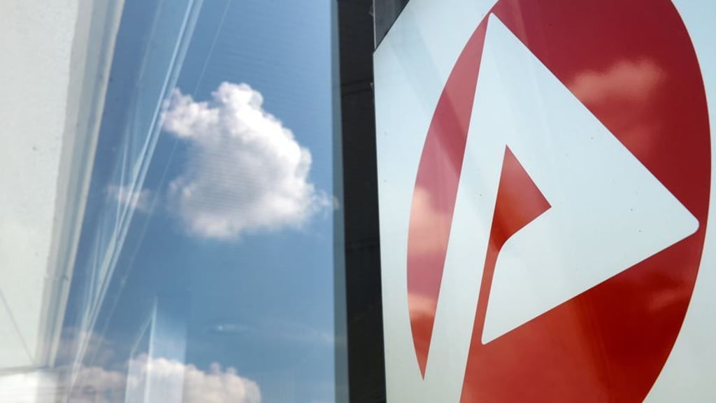 In Magdeburg ist die Zahl der Menschen, die als Unterbeschäftigte registriert sind, im August im Vergleich zum Vormonat gesunken.