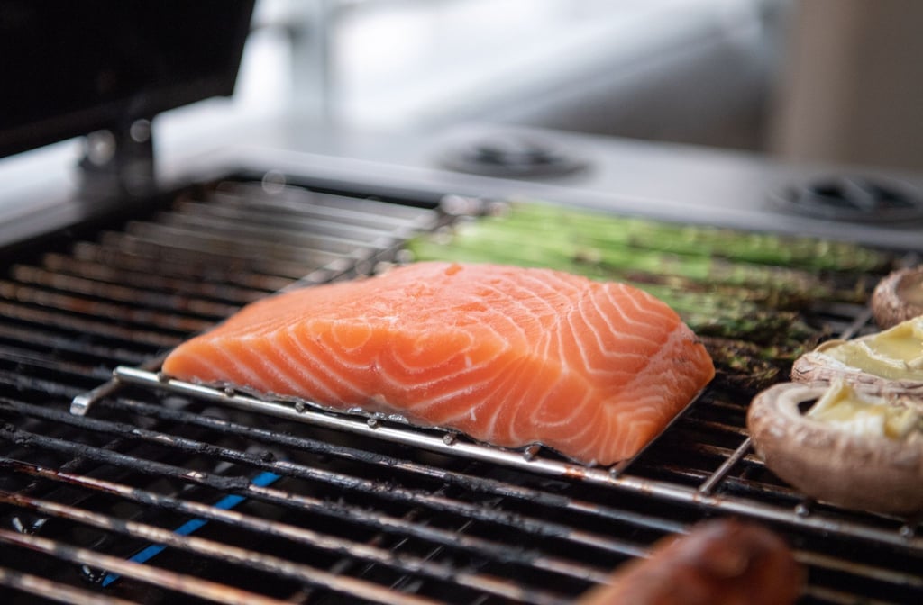 Ob mit oder ohne Haut, in der Pfanne oder auf dem Grill: Lachs ist einer der beliebtesten Speisefische in Deutschland.