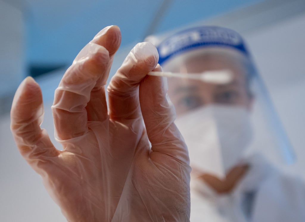 Ein Coronatest wird durchgeführt