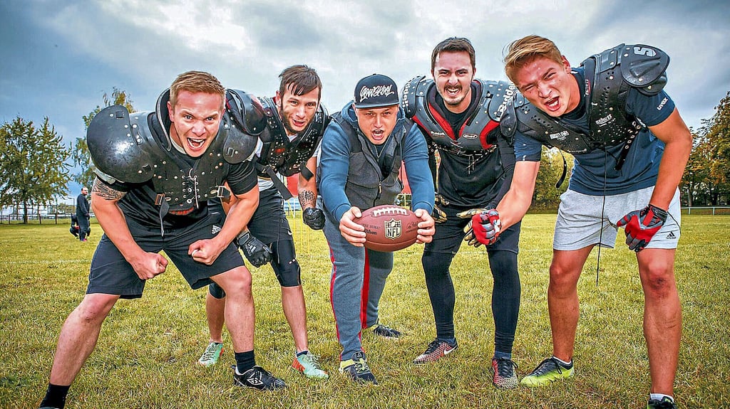Die "Elsteraue Ravens", hier ein Teil des Teams, wollen zukünftig in der Liga mitspielen.