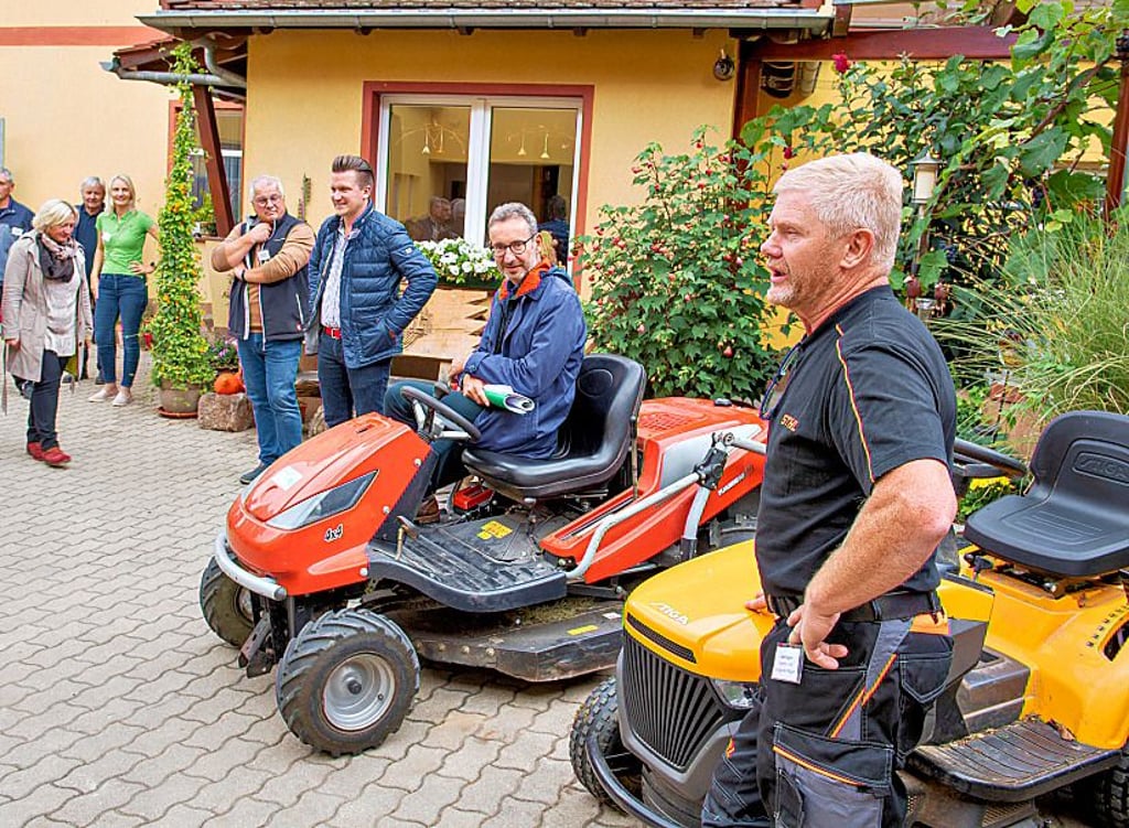Udo Nägler ist mit seiner Gartengeräte-Firma wichtiger Arbeitgeber in Rehehausen.