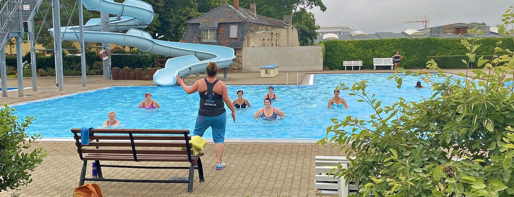 Das Angebot im Tangermünder Freibad war in dieser Saison durch zwei Kurse erweitert worden. Zumba (Foto) und Aqua-Fitness wurden von externen Trainerinnen angeboten und sehr gut angenommen.