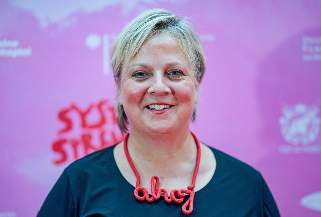 Gabriela Maria Schmeide kämpft sich als Tina durch den Alltag.