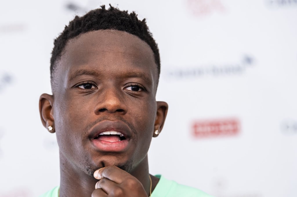 Denis Zakaria, Mittelfeldspieler bei Borussia Mönchengladbach, spricht in einem Interview.