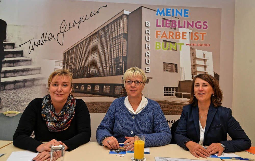 Wollen mit der WelterbeCard neue Gäste mit längerer Aufenthaltsdauer in die Region holen: Hotel-Chefin Claudia Schwalenberg, Verbands-Geschäftsführerin Elke Witt und Projekt-Managerin Kathrin Hochberger (v.l.)