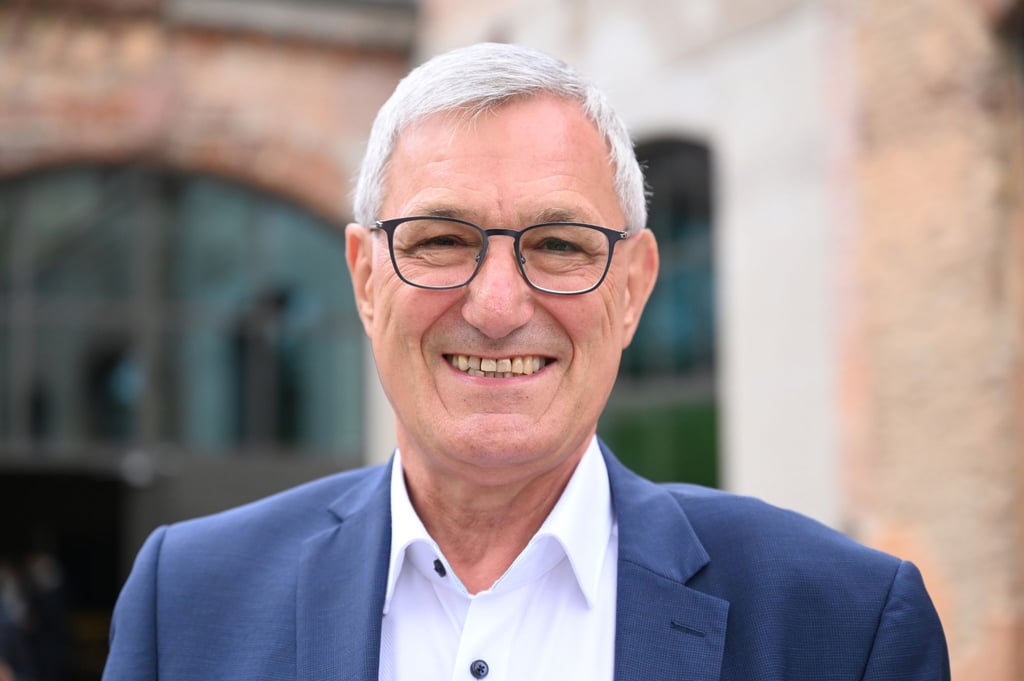 Bernd Riexinger (Die Linke) lächelt.