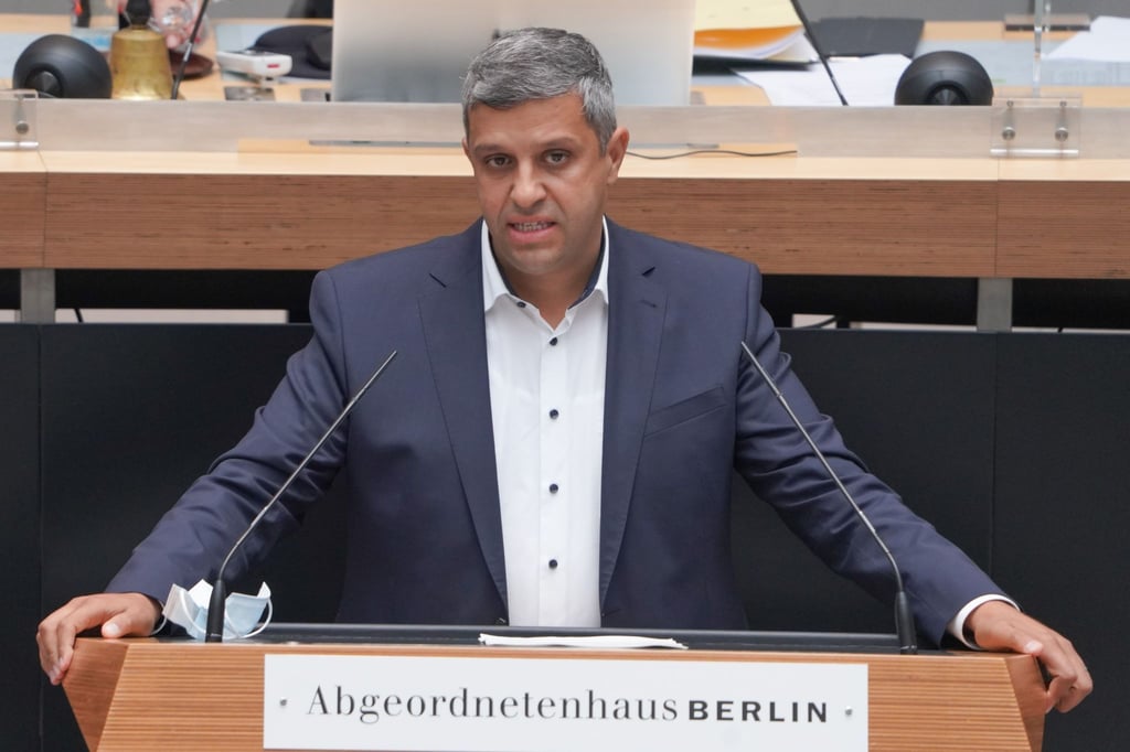 Raed Saleh (SPD) spricht.