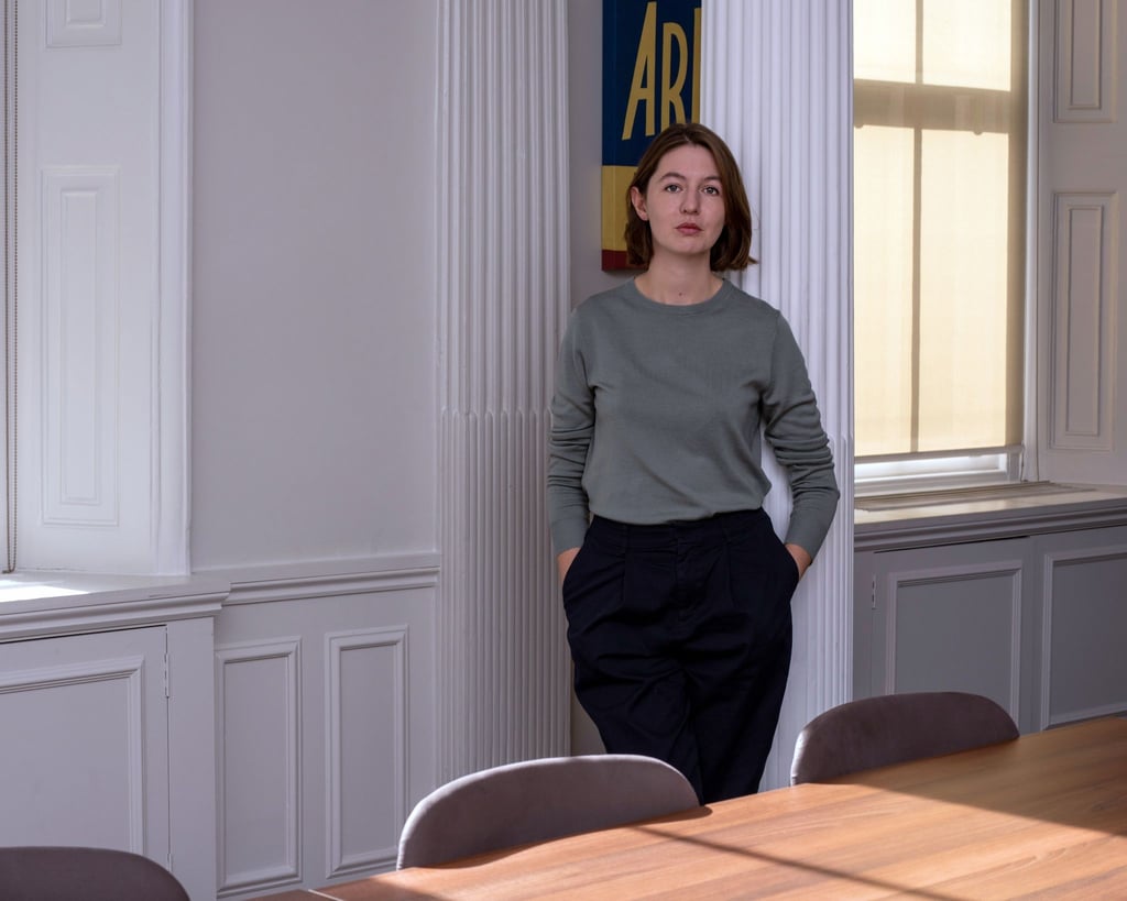 Die irische Autorin Sally Rooney. Die 30-Jährige wurde für ihre Bestseller-Romane bereits vielfach ausgezeichnet, eine Verfilmung wurde zum Hit.