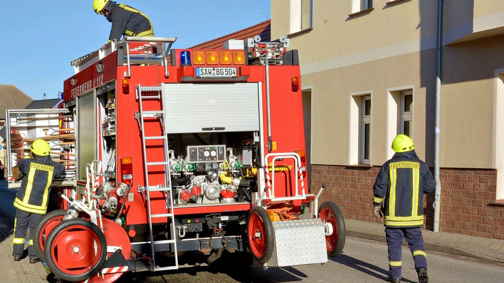 Die Arbeit der Brandbekämpfer ist Teamwork. Nun wollen auch einige Wehren enger zusammenrücken.