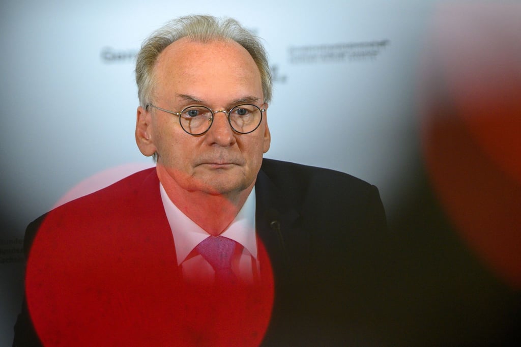 Reiner Haseloff (CDU), Ministerpräsident von Sachsen-Anhalt, während einer Pressekonferenz.